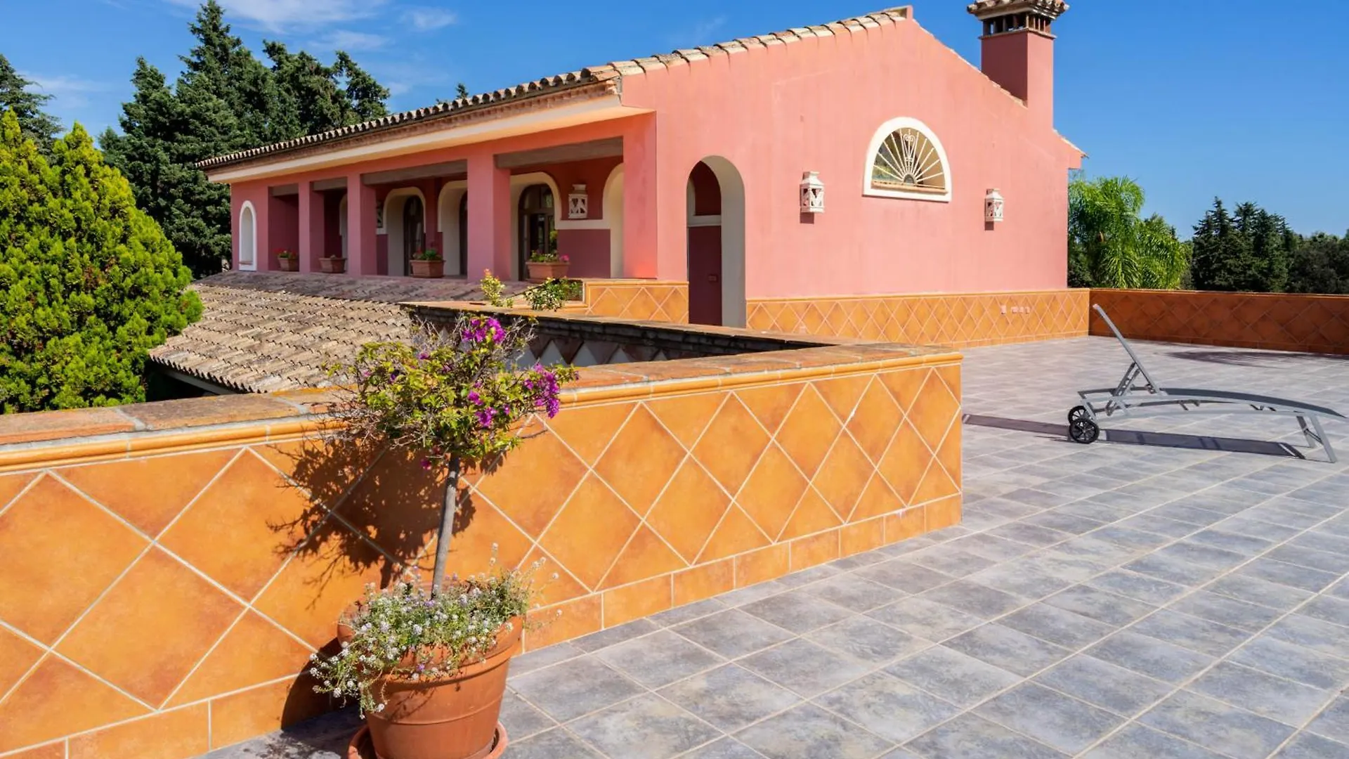 Luxury Villa In Guadalmina Μαρμπέλλα