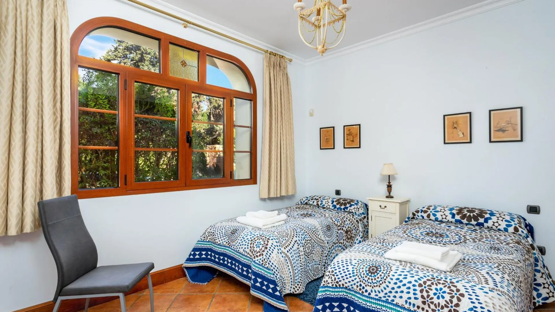 Luxury Villa In Guadalmina Μαρμπέλλα 0*,  Ισπανία